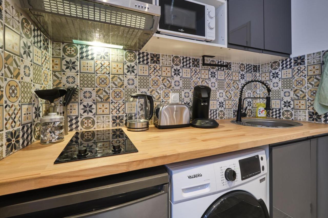 Place Carnot - Studio Tout Equipe Avec Jacuzzi Proche Toutes Commodites Carcassone Kültér fotó