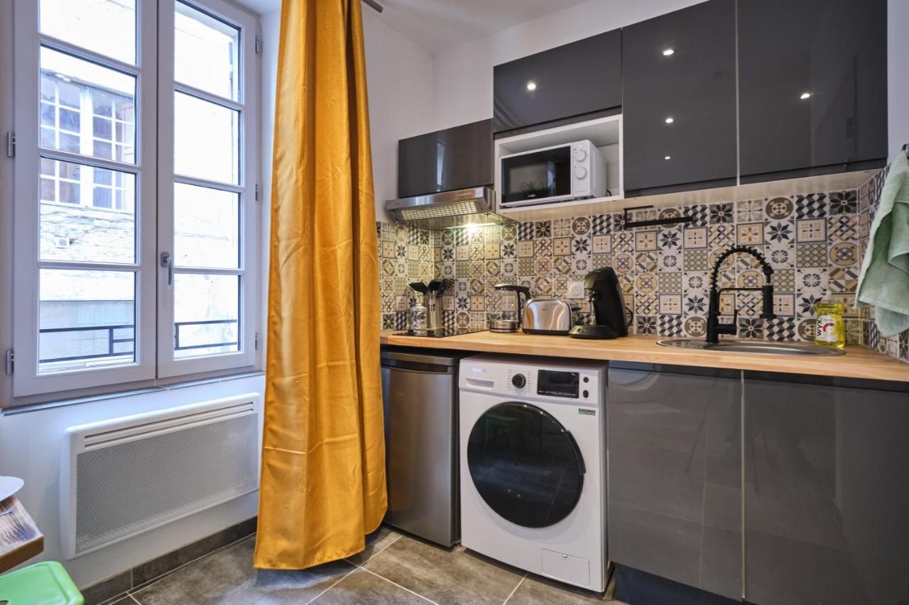 Place Carnot - Studio Tout Equipe Avec Jacuzzi Proche Toutes Commodites Carcassone Kültér fotó