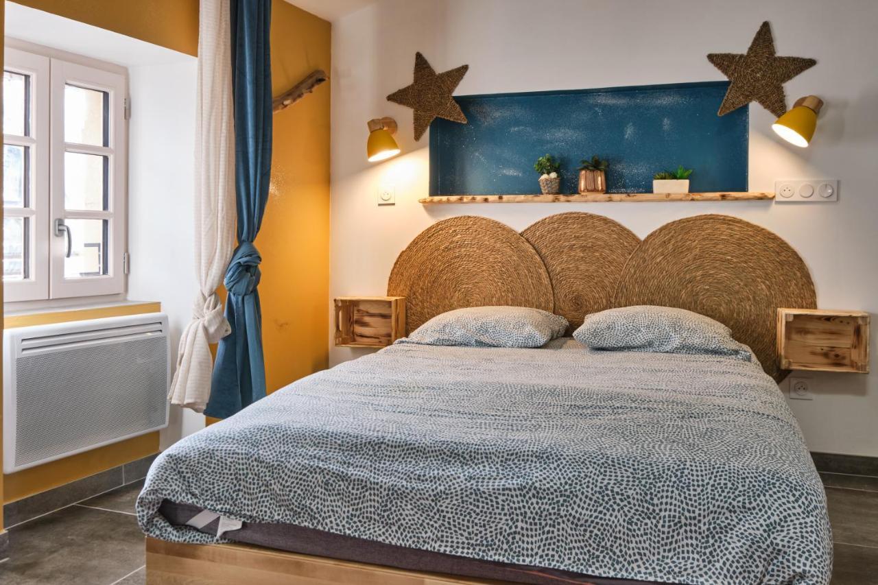 Place Carnot - Studio Tout Equipe Avec Jacuzzi Proche Toutes Commodites Carcassone Kültér fotó